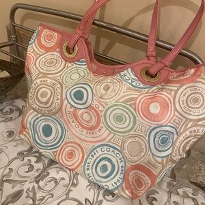 A Coach tote